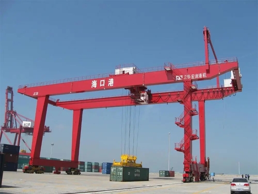 Cẩu giàn container gắn trên đường sắt 50/10 Tấn 20 '40' RMG