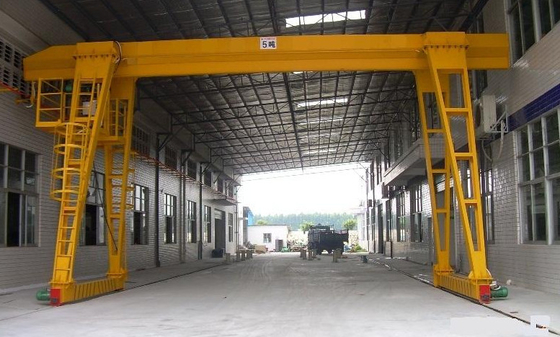 Cầu trục nâng dầm 10 tấn I được sử dụng để nâng nhôm