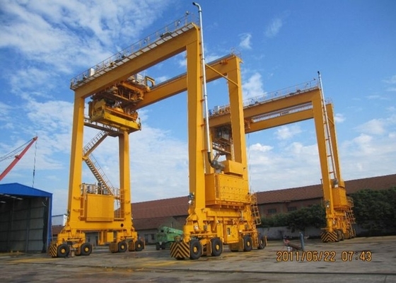Cần cẩu xếp dỡ container 40,5T 50T 65T Cần cẩu giàn giàn 380V-660V
