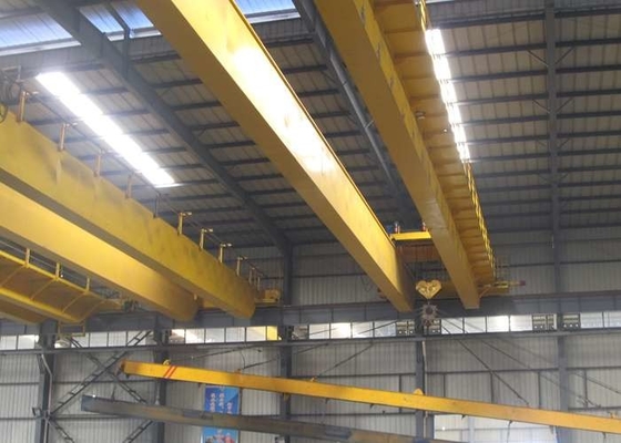 Cần cẩu xe đẩy trên không tốc độ gấp đôi 32 tấn để nâng cuộn
