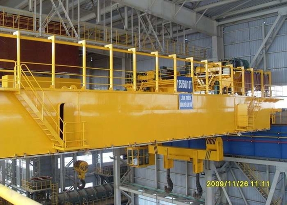 Cần cẩu đôi dầm đôi 550T