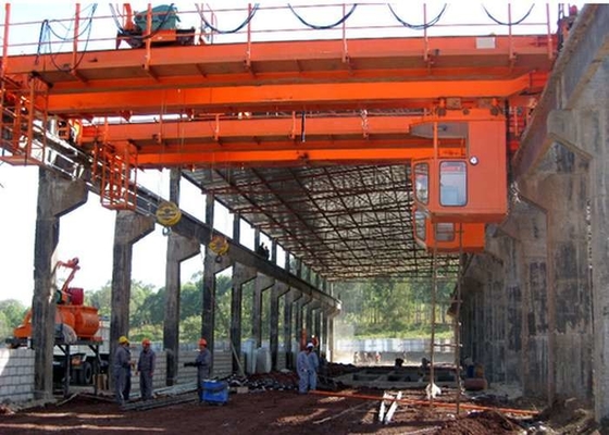 Cần cẩu đôi dầm đôi 550T