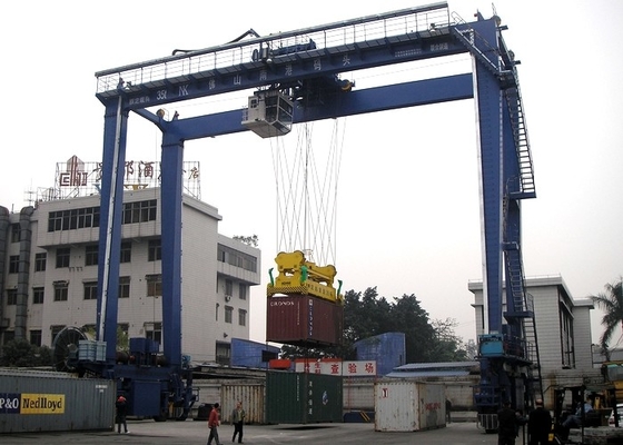 Cần cẩu container cảng ODM A6 15.4M-18.2M Cần cẩu giàn container nâng với máy rải