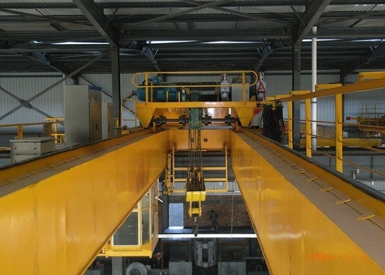 Cần cẩu đôi dầm đôi 550T