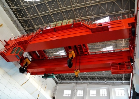 Cầu trục giàn nặng QD 5-50 / 10T Cầu trục trên cao ODM Cầu trục giàn gắn trên đường sắt