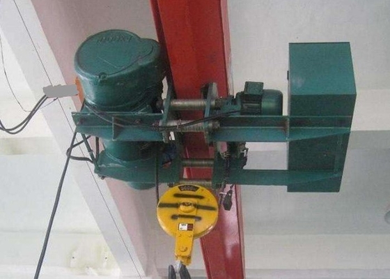Động cơ cẩu trên cùng với cấu trúc hợp lý và thép cường độ cao