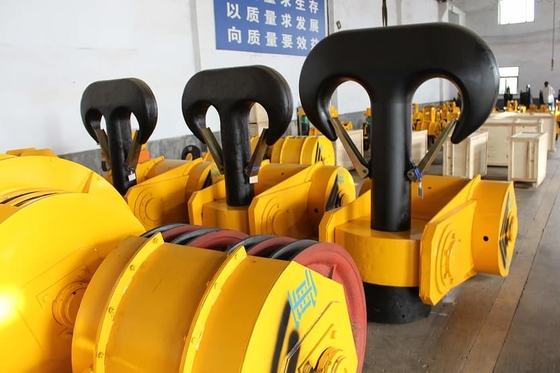 Cần trục rèn móc Khối nặng 30 tấn