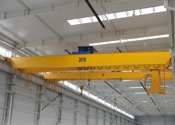 Tiếng ồn thấp Cần cẩu trên cao của Châu Âu trọng lượng nhẹ 7,5m-31,5m Cầu và xe đẩy