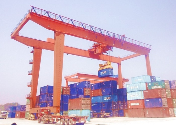 40T 50T Đường sắt gắn trên cảng Cần cẩu Cẩu giàn cẩu Đường ray Đường ray 18-35m
