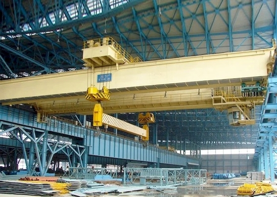 Điều khiển cabin Động cơ cẩu trên không hai đệm 5T-75T Khả năng nâng