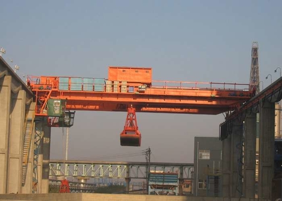 Cần cẩu đôi dầm đôi 10T đến 32 / 5T Chiều cao nâng 6m-30m