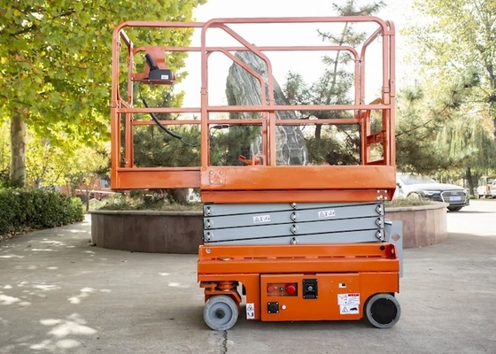 Chiều cao từ 8m đến 14m Kéo cắt điện tự hành Nền tảng làm việc di động trên không 300kg