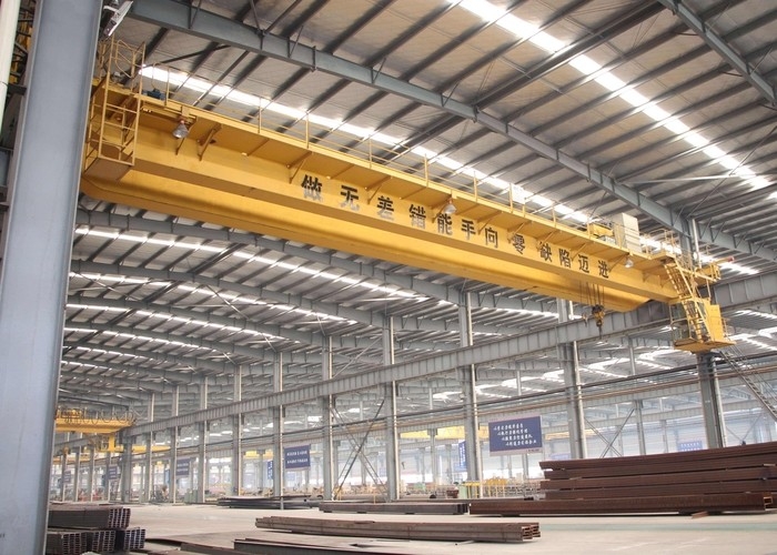 Cầu trục giàn nặng QD 5-50 / 10T Cầu trục trên cao ODM Cầu trục giàn gắn trên đường sắt