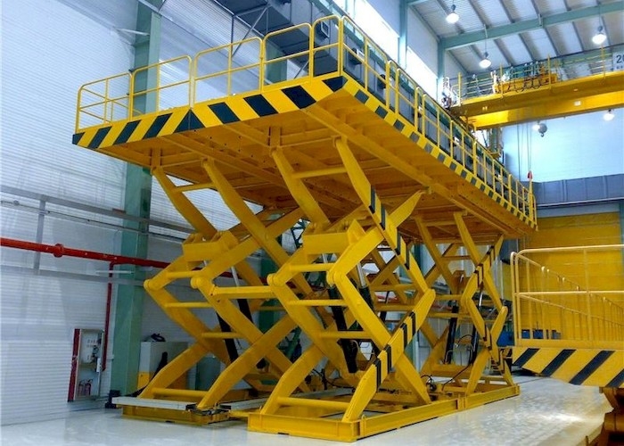 Thang máy kéo thủy lực ổn định 1000kg đến 3000kg trong dây chuyền sản xuất của nhà máy